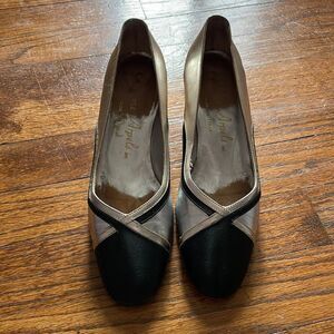 Helene Arpels Vintage Silver & Black Heels
